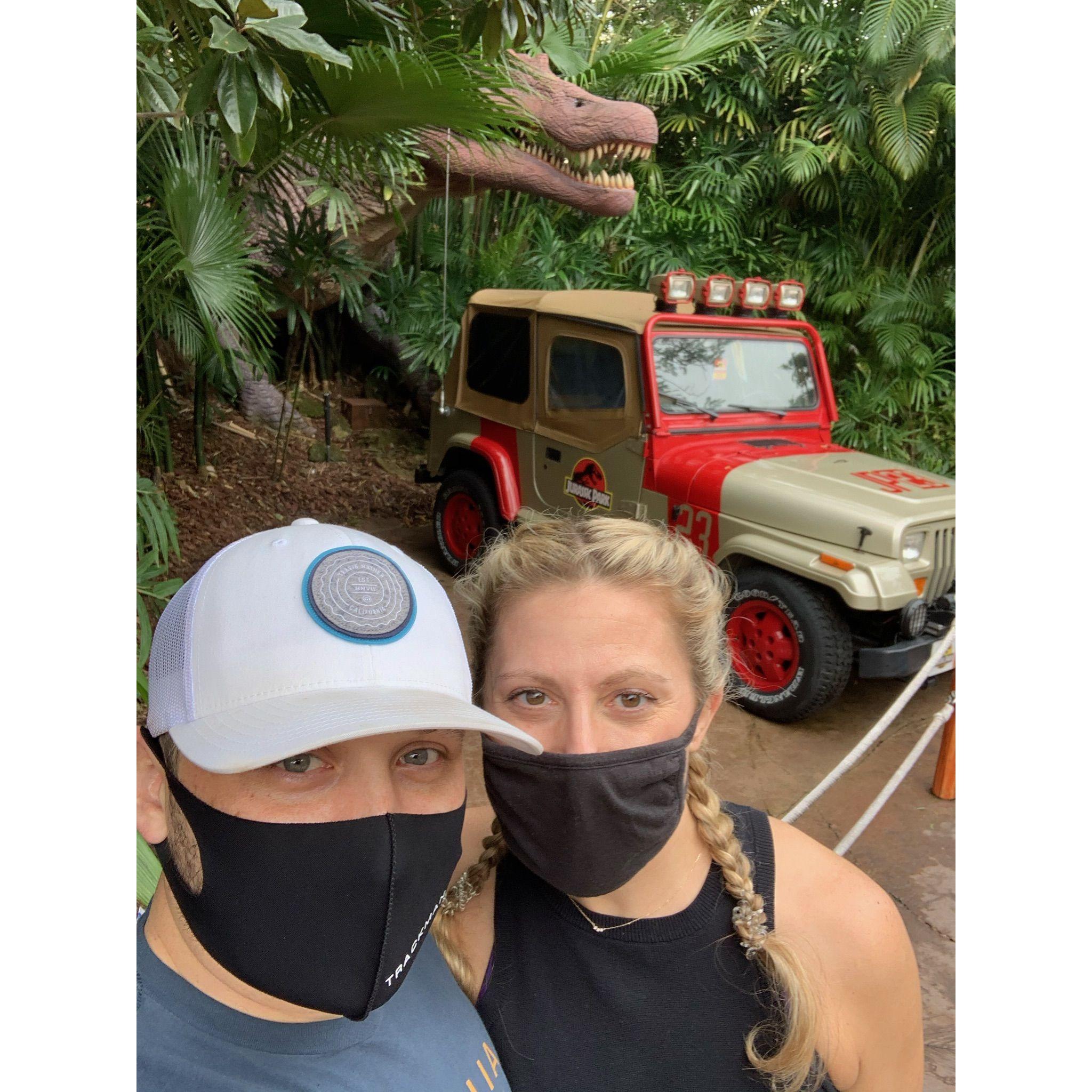 Our second date weekend, a friends' wedding in Florida and a trip to Universal.