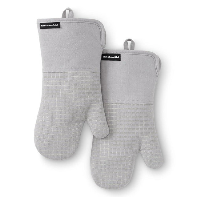KITCHENAID Gourmet Series Gridlines Oven Mitts 2-Pack Set, Heat Resistant up to 600°F, Soft Silicone Grip, Magnetic Cuff, Matte Grey, 7"x14"