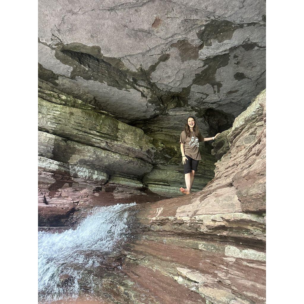 Arkansas Waterfall Adventure Pt. 2: a waterfall cave exploration!