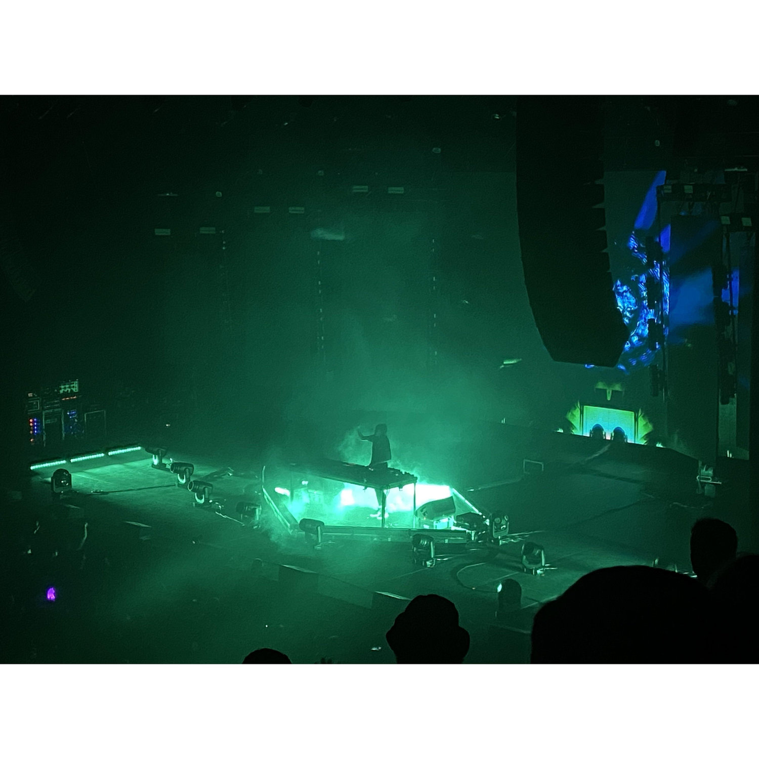 Clozee. Mission Ballroom, 12/30/23.