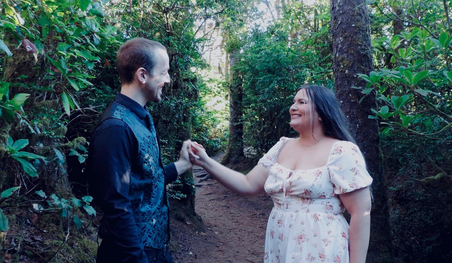 The Wedding Website of Lauren Taylor and Mason Cheek