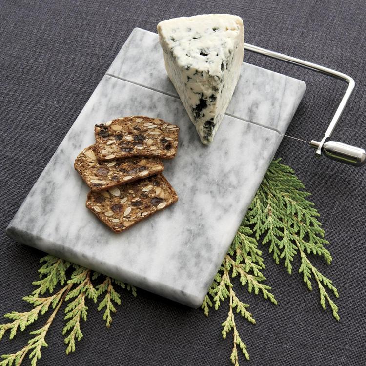 The Do's and Don'ts of Wooden Cheese Boards, Advice, Matchbox