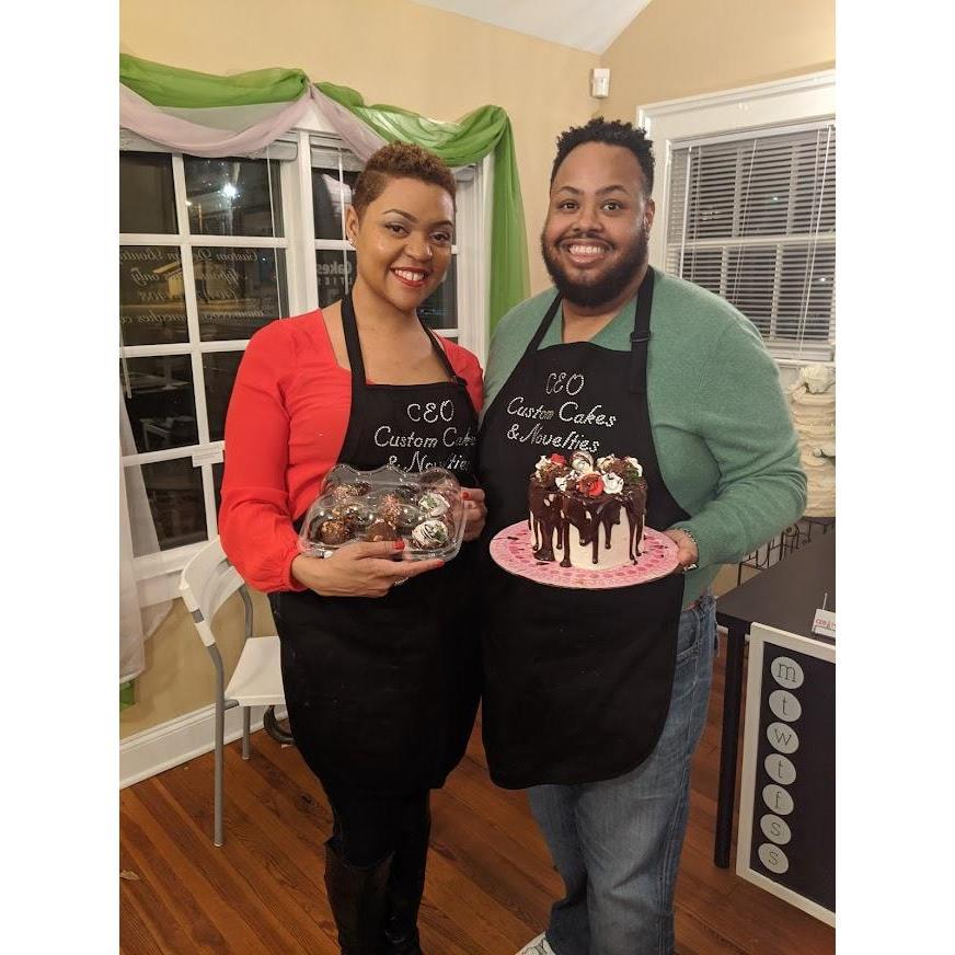 Learning how we work together! Cooking cakes with CEO custom cakes!
