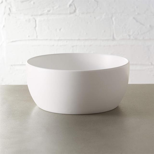 Crisp Matte White Soup Bowl