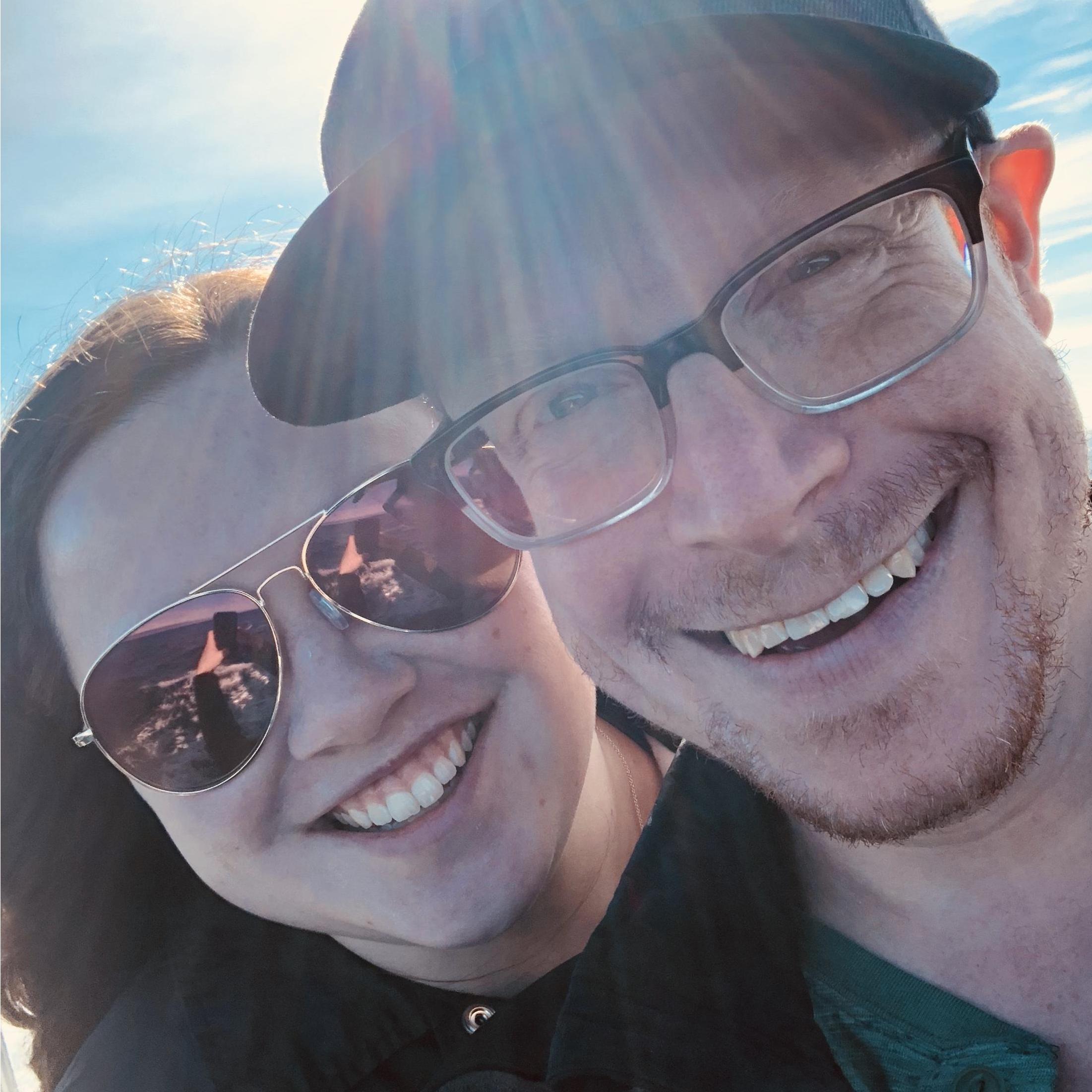 We spent an afternoon with Jeff, Ellen, and Stewart whale watching in California; a day filled with salty sea air, curious ocean creatures, and spectacular views!