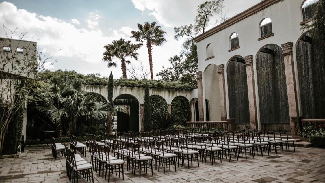 The Wedding Website of Elena Liz and Cameron Longfellow