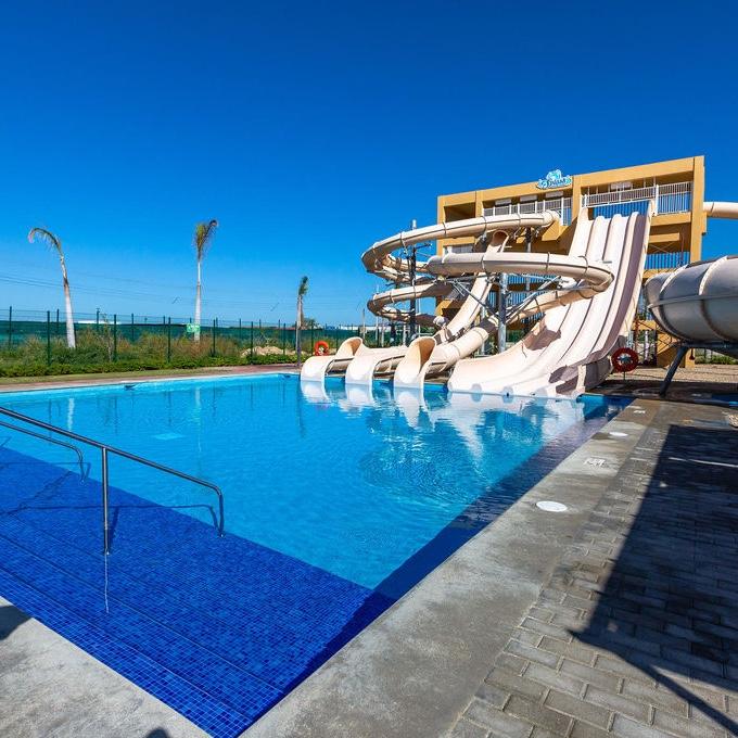 Splash Water World
Adult Water park on Resort
