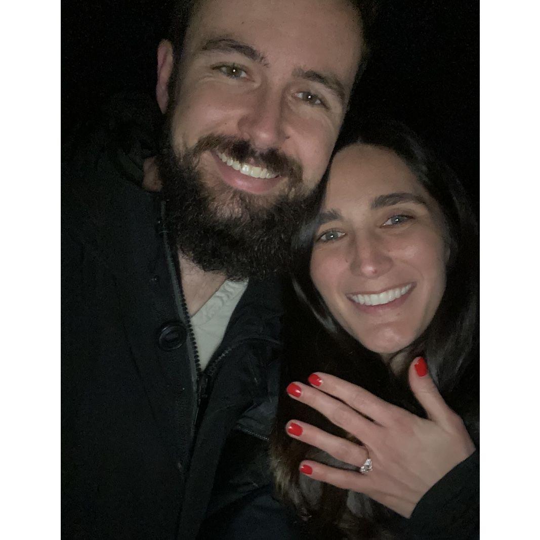 We're engaged!!!!!  Dec. 31st, 2024