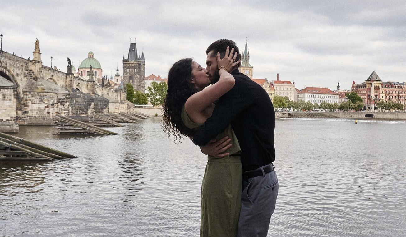 The Wedding Website of Lauren Calderaro and Dominic Medina