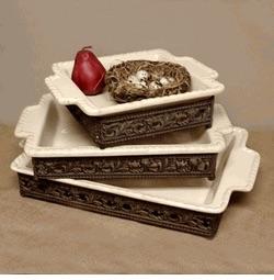 GG COLLECTION Acanthus 16X10 Baker Dish With Base Cream