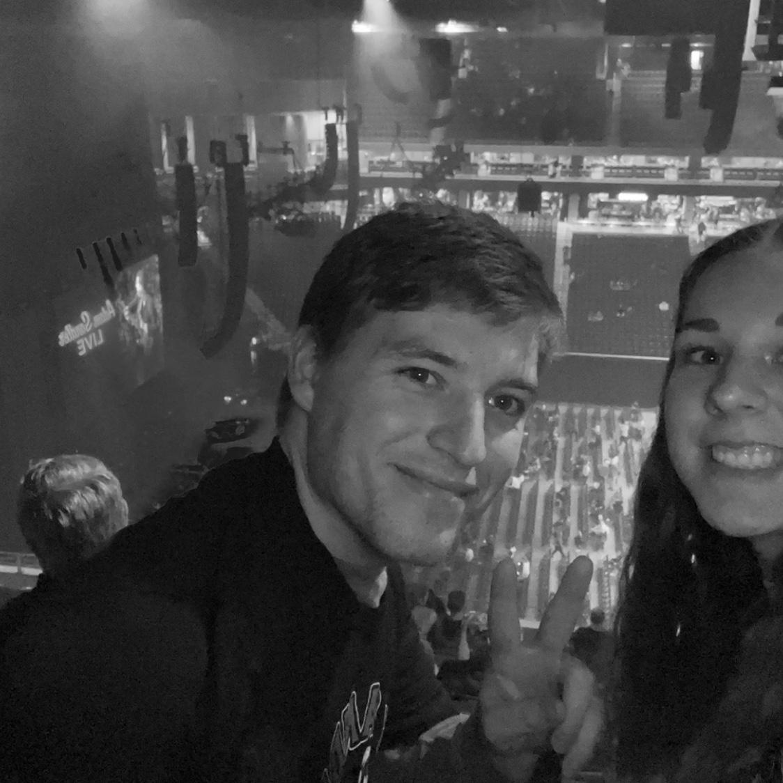 Adam Sandler Live - Valentine's Day 2023