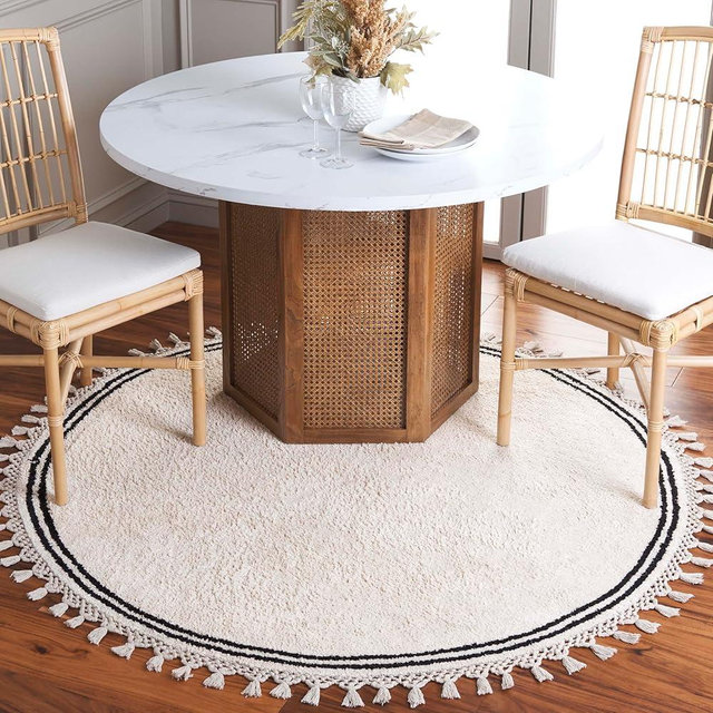 SAFAVIEH Easy Care Collection Area Rug - 5' Round, Ivory, Handmade Border Tassel, Machine Washable Ideal for High Traffic Areas in Living Room, Bedroom (ECR201A)
