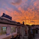 Sesuit Harbor Cafe