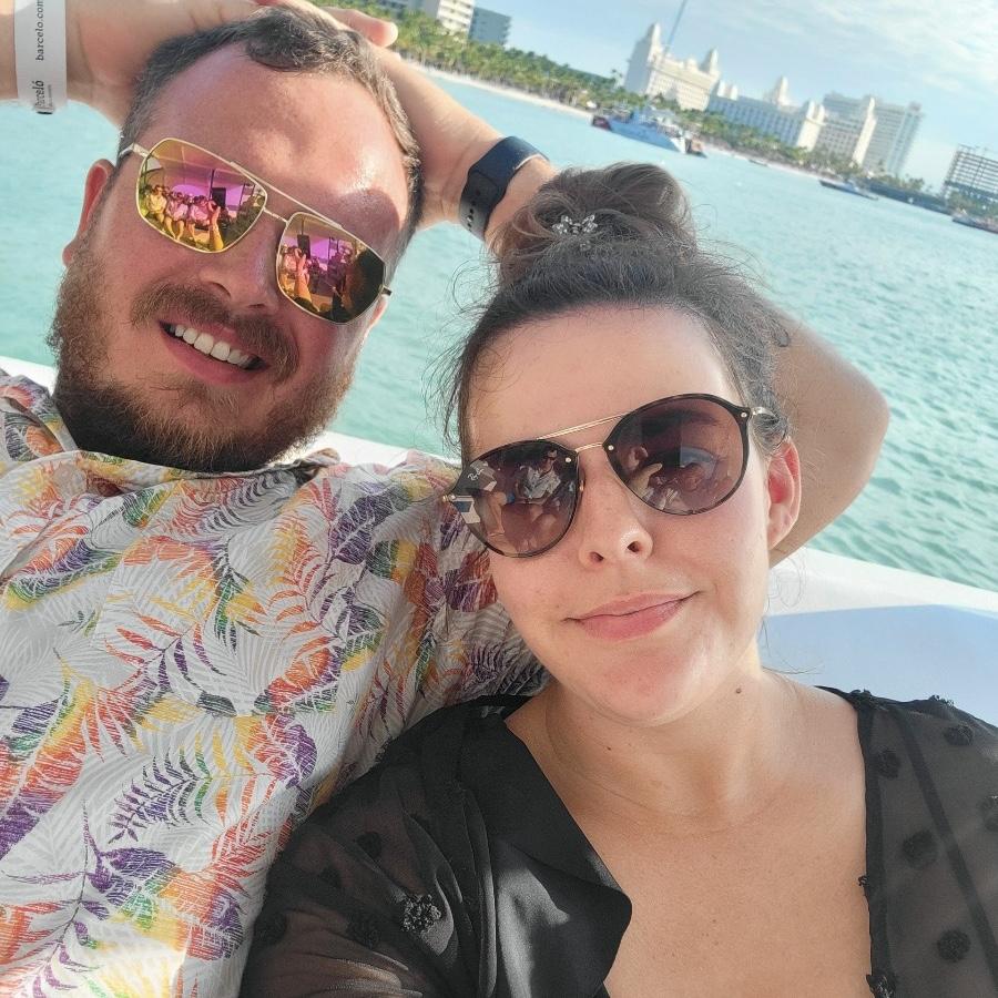 Booze cruise in Aruba!