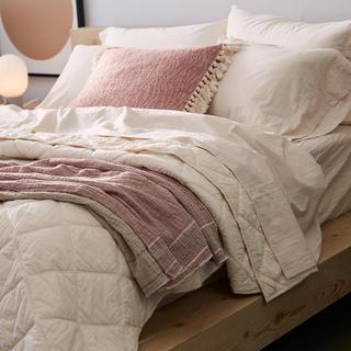 Diamond-Stitched Organic Cotton Comforter