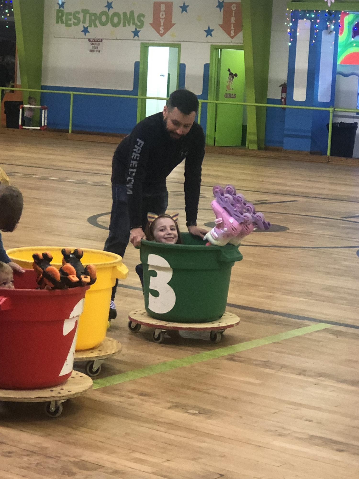 Getting ready to annihilate the competition in the bucket race at Faren’s 7th birthday party