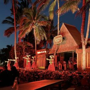 Honeymoon Lūʻau