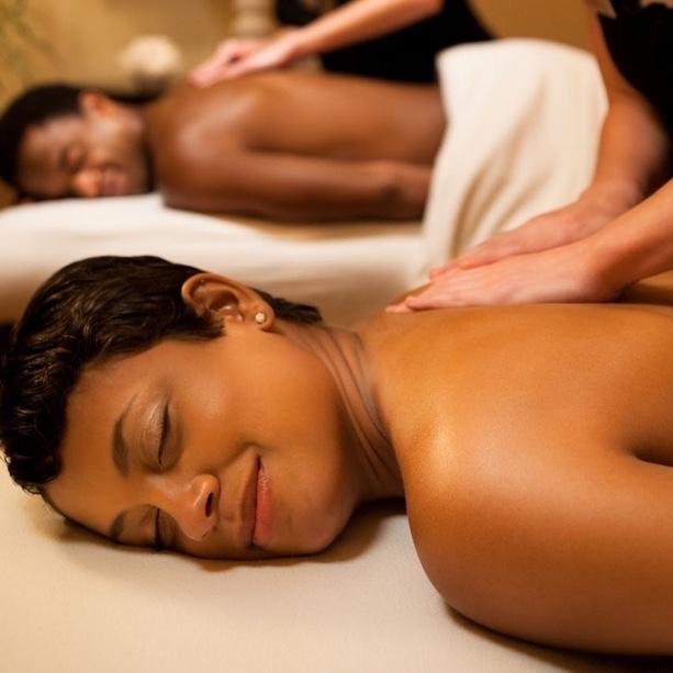 Couples massage