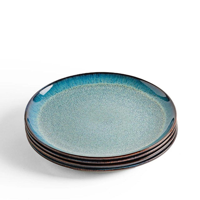 Dinner Plate Stack
