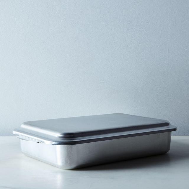 Nordic Ware Covered Aluminum Cake Pan