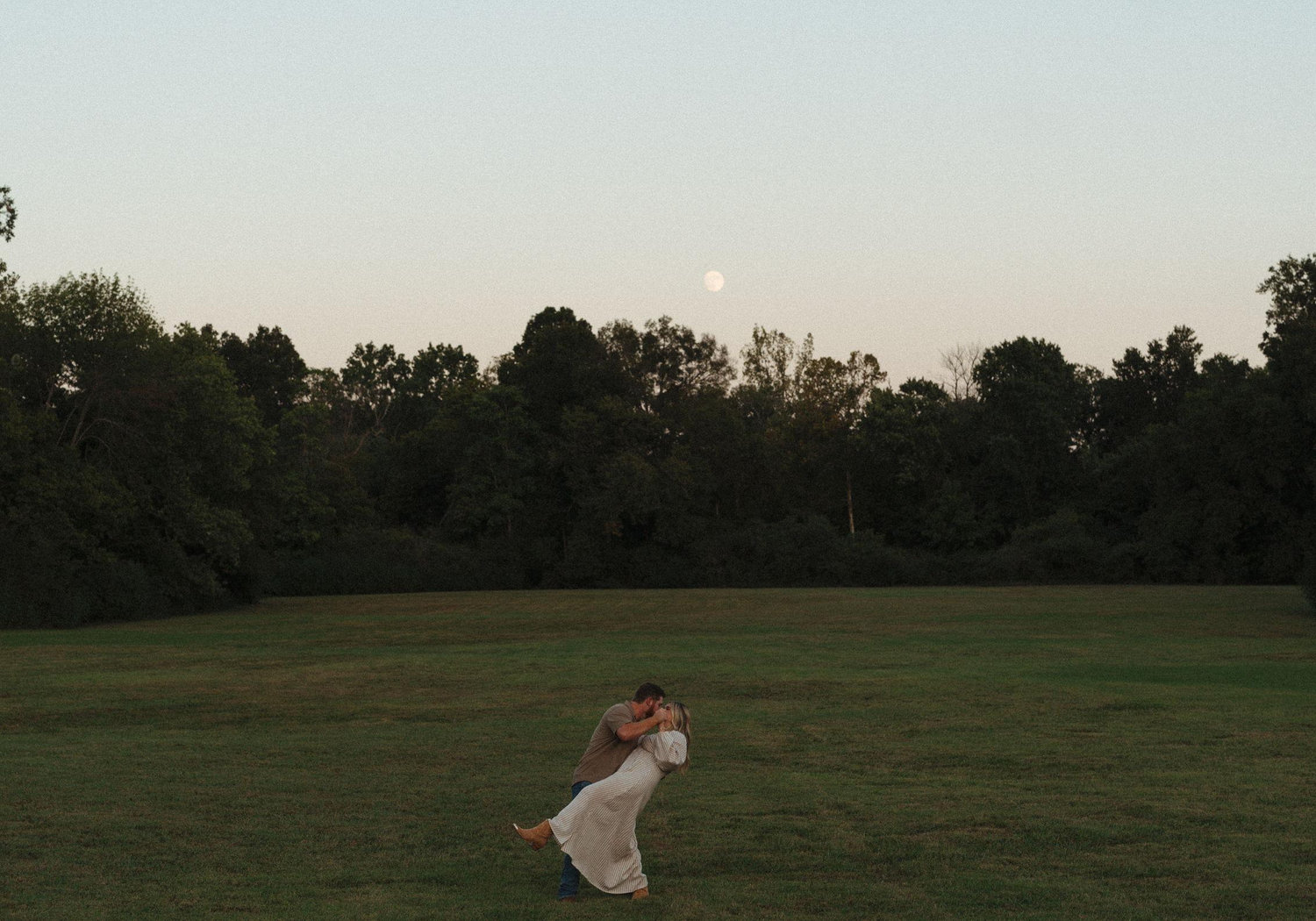 The Wedding Website of Noah Heflin and Maddy Sutton