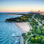 EDGEWATER: Foster Beach