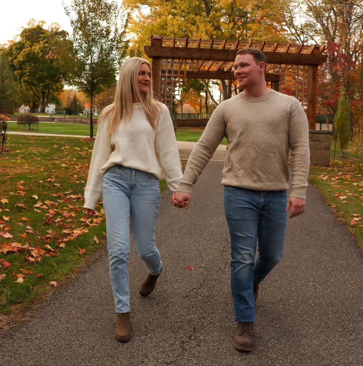 The Wedding Website of Donna Toth and Dylan Jenkins