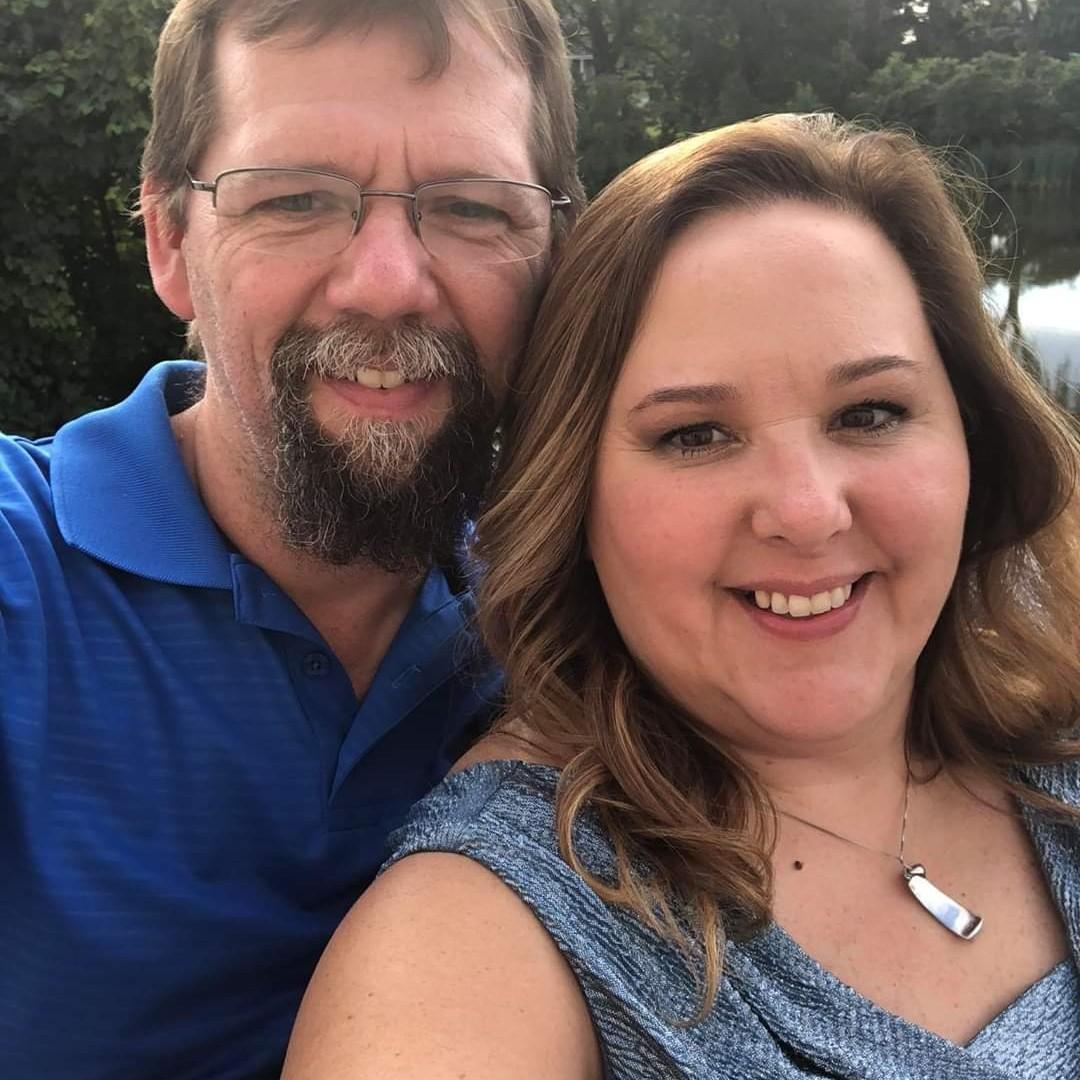 Brides sister Rochelle and brother-in-law Mark