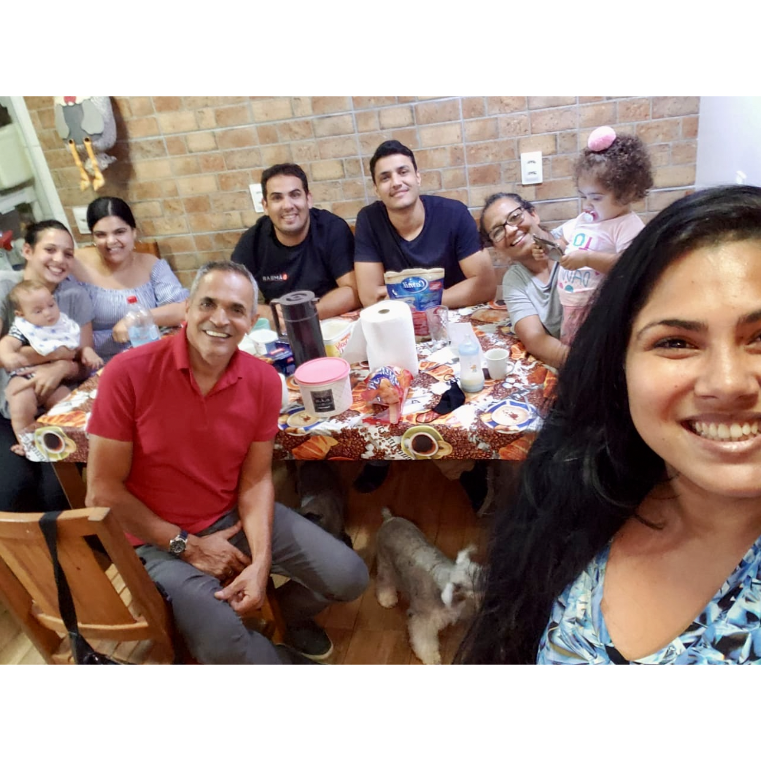 After weeks of only texting and phone calls, this was the 1st day everyone met in person (9/17/2021) ♥️ Depois de semanas apenas trocando mensagens de texto e telefonemas, este foi o primeiro dia em que todos se encontraram pessoalmente (17/09/2021) ♥️ Después de semanas de solo textos y llamadas telefónicas, este fue el primer día en que todos se conocieron en persona (17/9/2021)