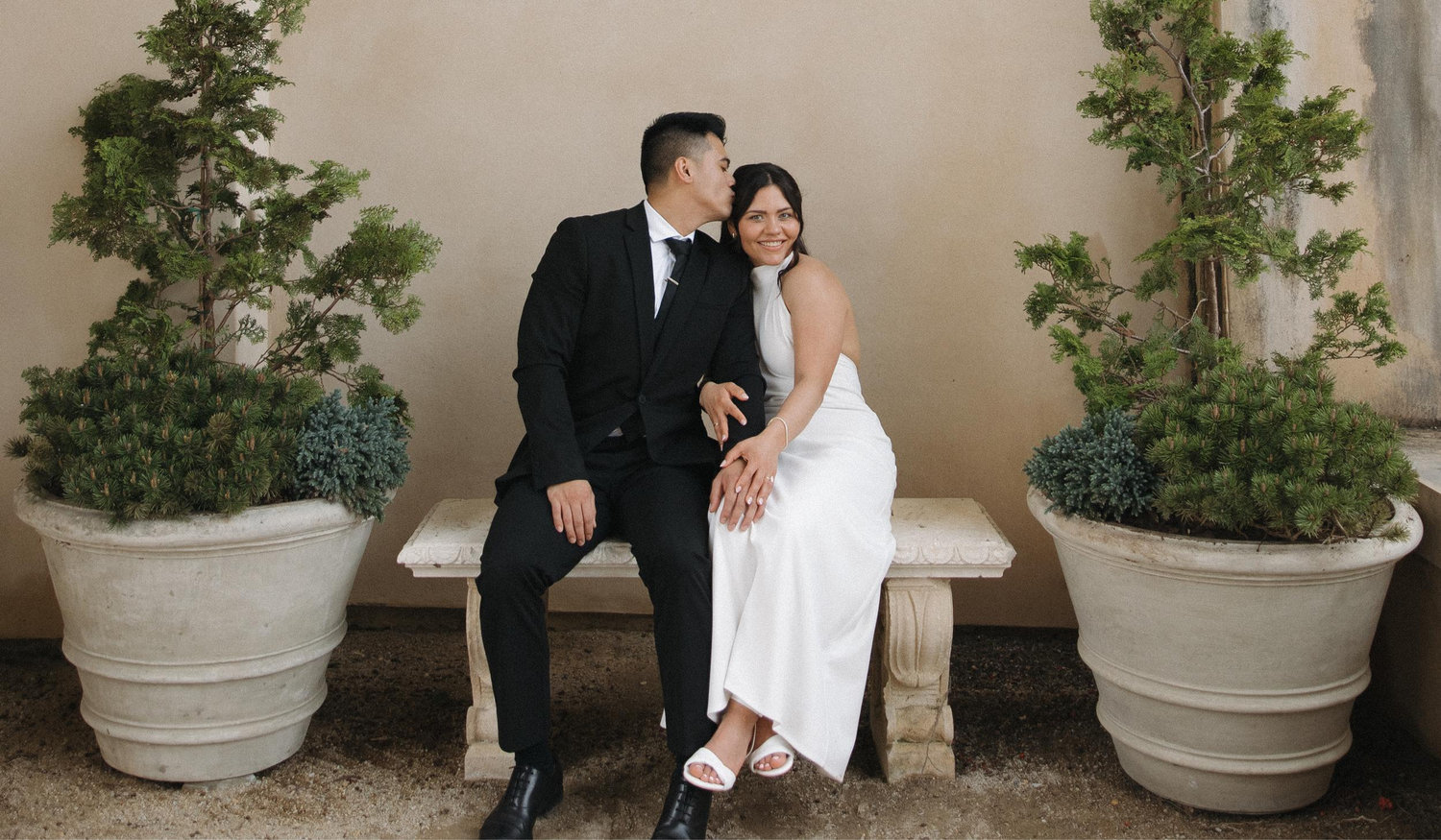 The Wedding Website of Julia Martinez and Tim Young
