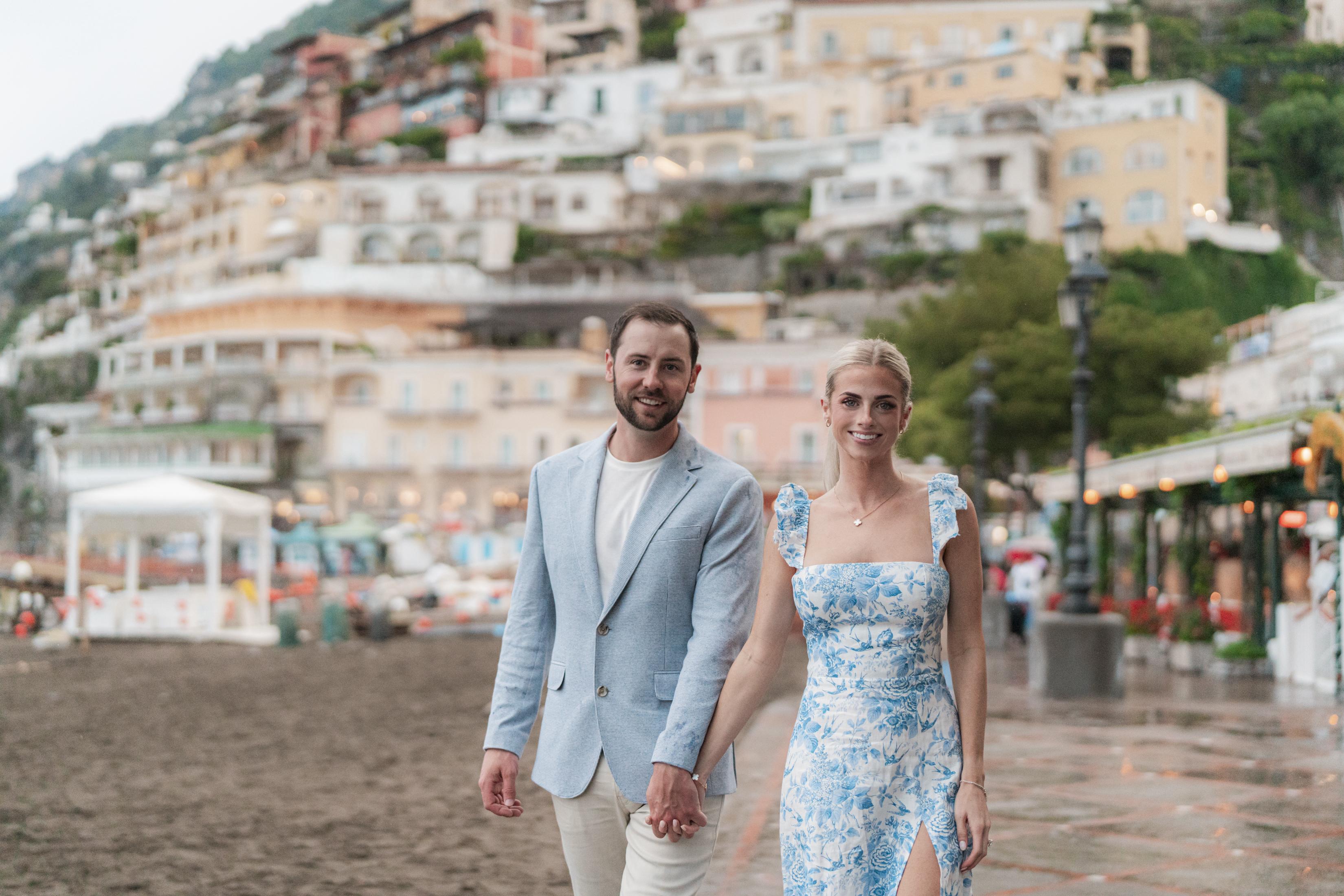 The Wedding Website of Lyndsay Drake and Cody Schmidt