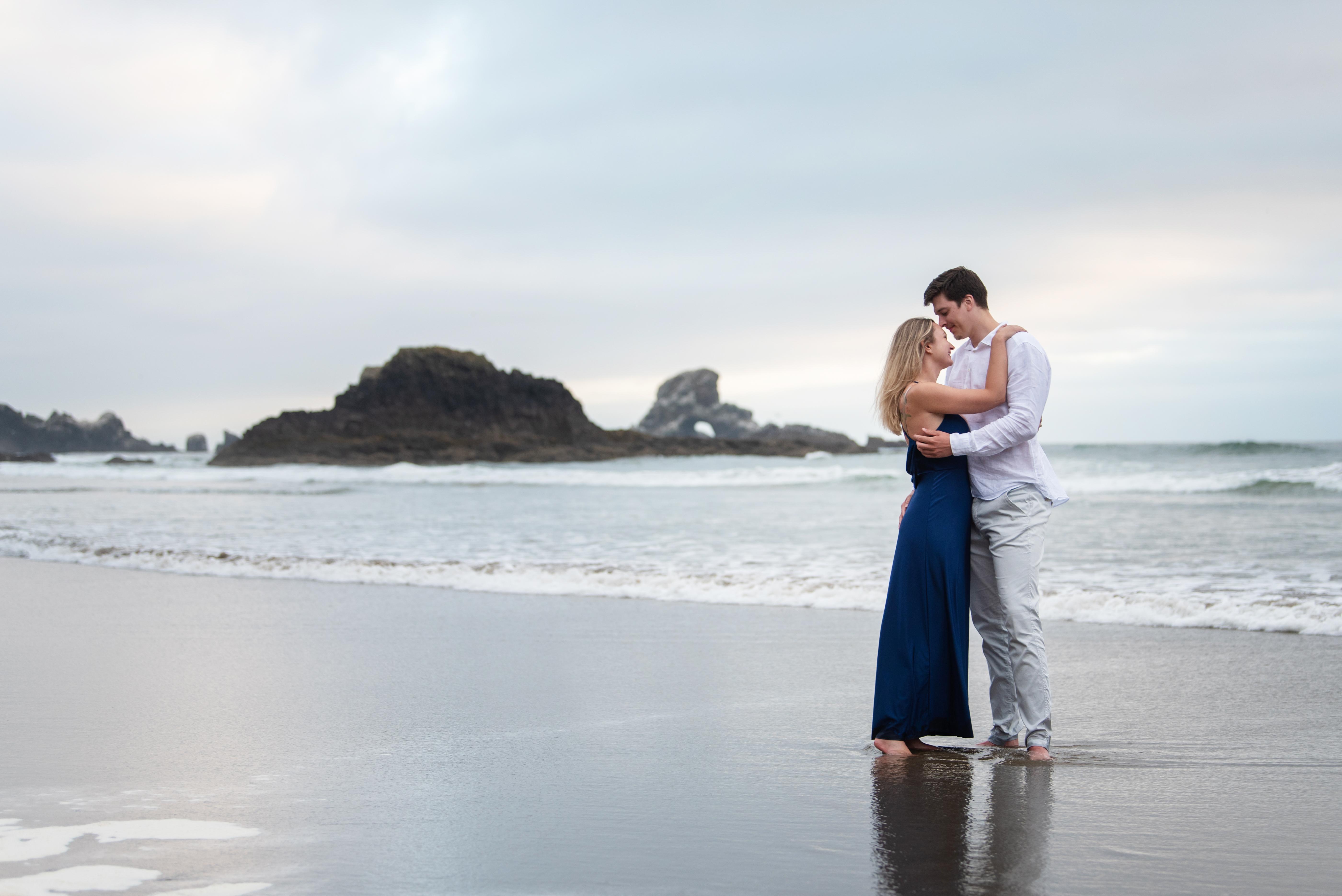 The Wedding Website of Delaney Smith and Sander van Caeneghem