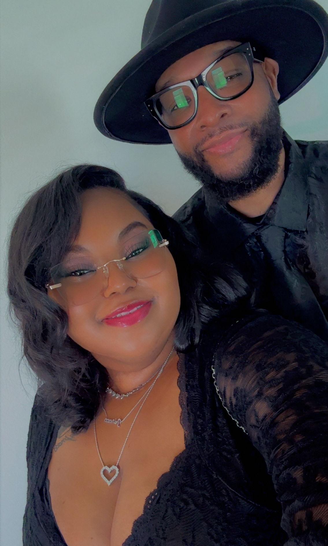 The Wedding Website of Mariah Cooper and David White