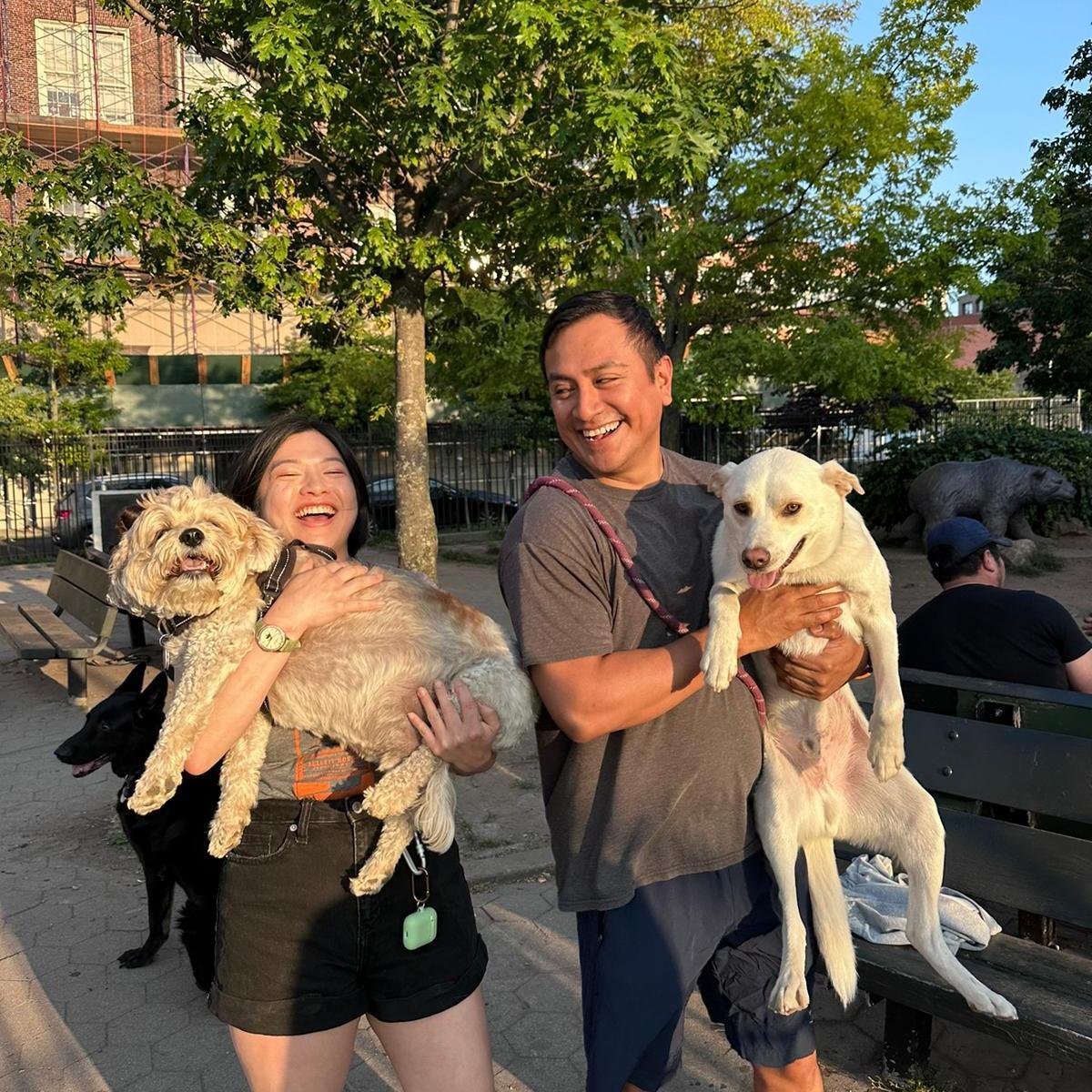 Friday Happy Hour in the park and we are no longer strangers with their dogs.