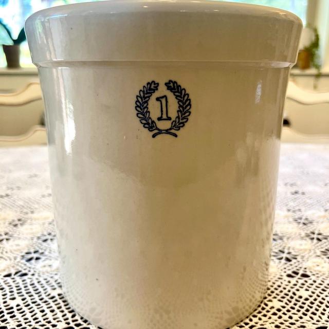Farmhouse Pottery Laurel 1 Gallon Bisque Kitchen Crock