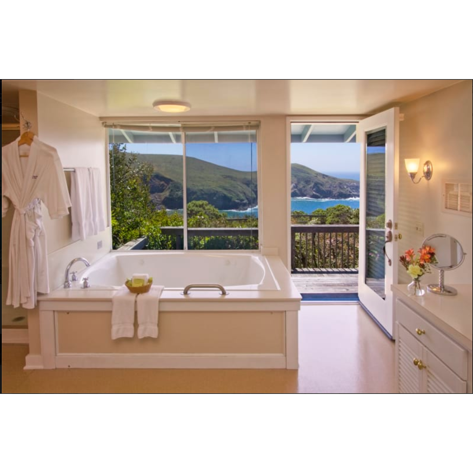 A look at one of the rooms at the Albion River Inn