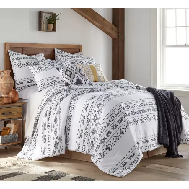 Lakota 8-Piece Reversible Full/Queen Comforter Set in White/Black