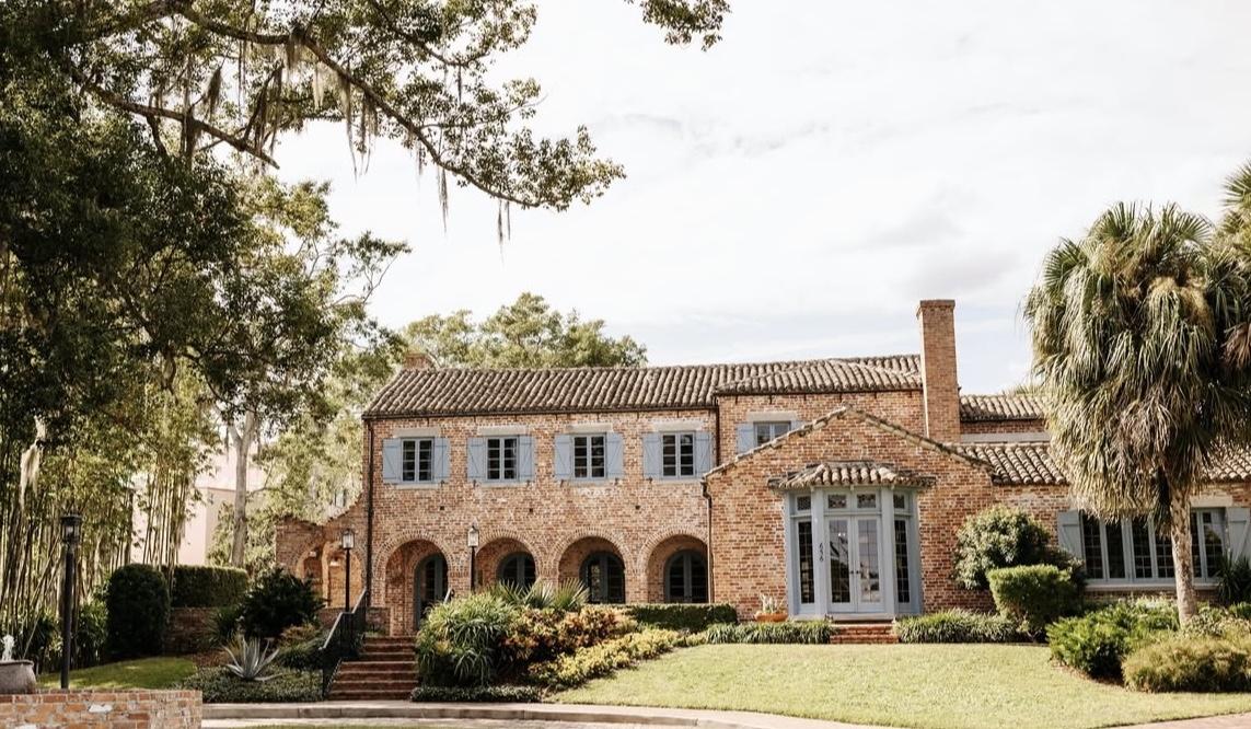 The Wedding Website of Caroline Miele and Jonathan Delarosa