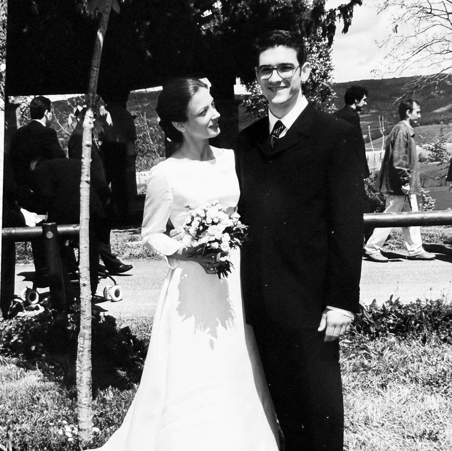 Ana y Miguel Ángel; 27 años de matrimonio. Padres de Jorge, Silvia, María y Ángela.