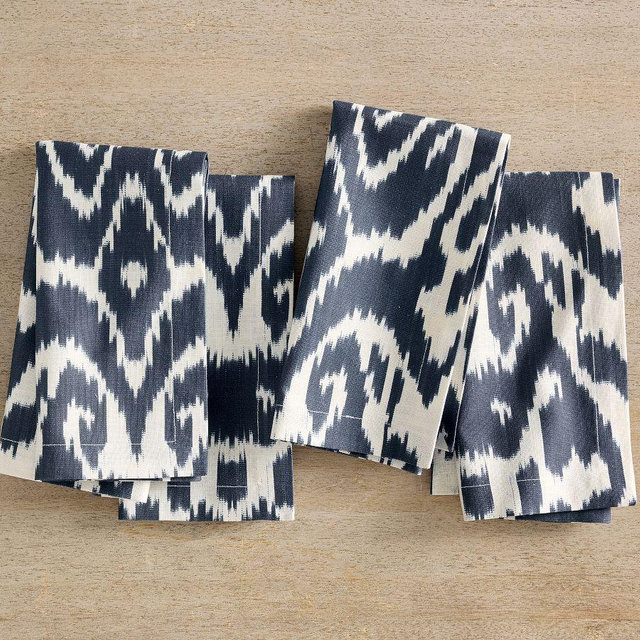 Ava Ikat Napkins, Set of 4 - Navy