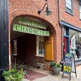 BUiLDiNG CHARACTER