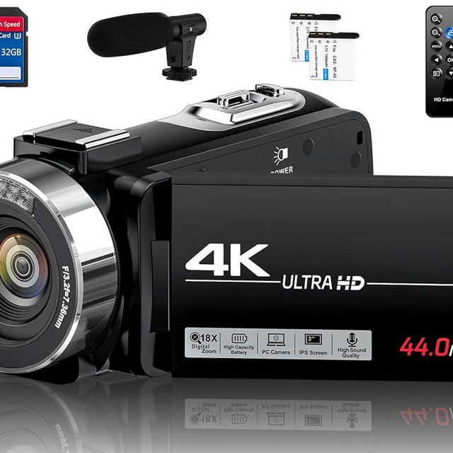 DINGETU Camcorder Video Camera 4K Ultra 44MP Vlogging Camera for YouTube 18X Digital Zoom Camcorder 3.0" IPS Screen Video Recorder with External Mic, Controller, 2 Batteries and 32G SD Card