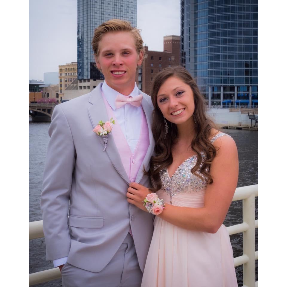 Carter's senior prom!