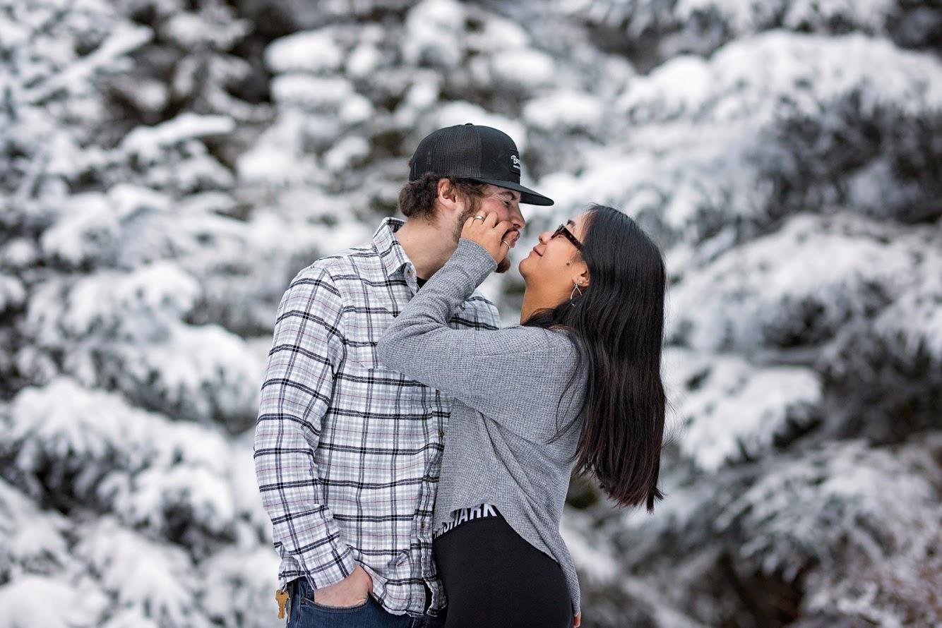 Too awkward for kiss pic