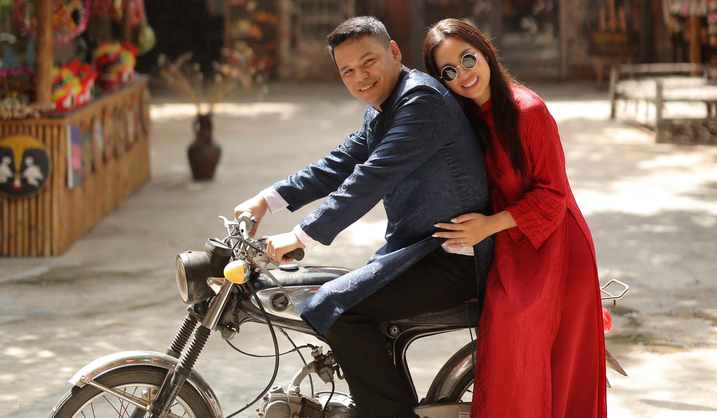 Hero Slideshow Image 0