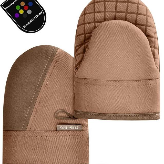 Mini Oven Mitts, Kitchen Oven Gloves Kitchen Mittens 500 Degrees Heat Resistant Baking Gloves, Non-Slip Silicone Surface with Hanging Loops Hot Gloves for Cooking, Baking, BBQ 1 Pair-Brown