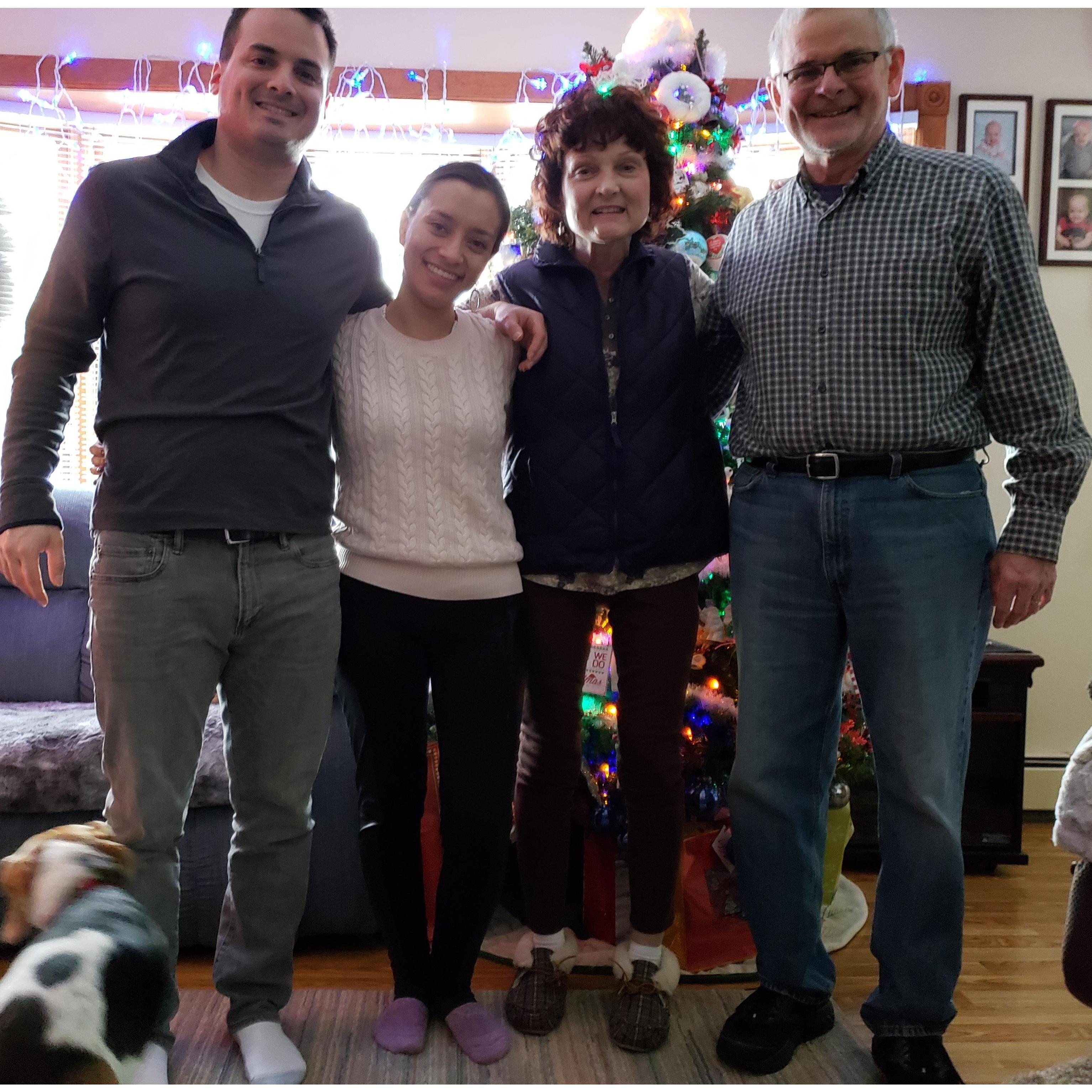 Enjoying Christmas with our American family :)