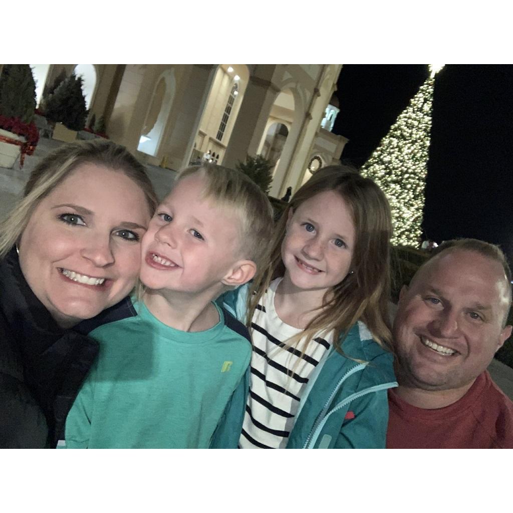 #happyus
