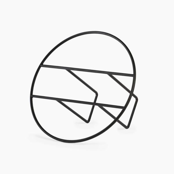 Umbra Shift Hoop Magazine Rack in Black