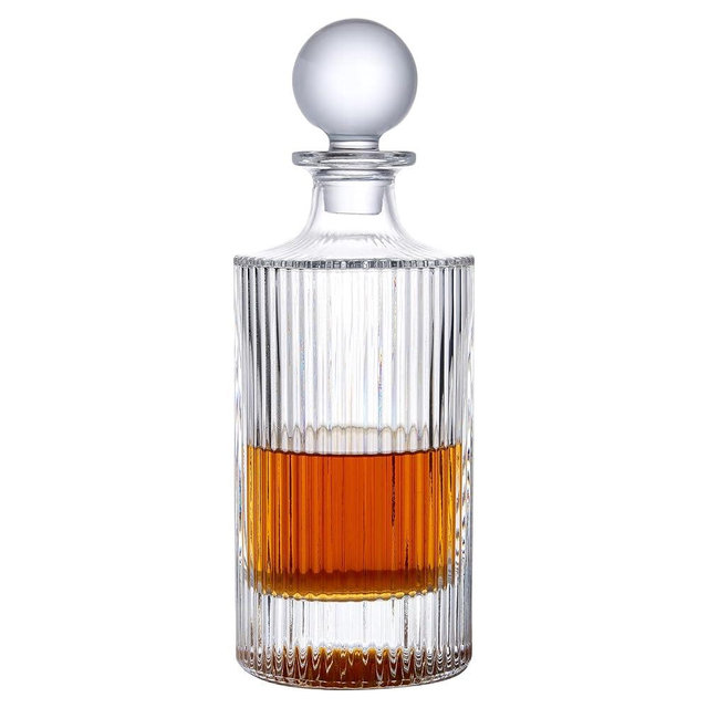 Lily's Home Elegant Glass Whiskey Decanter with Leak-Proof Stopper - Premium Bourbon & Crystal Wine Decanter, Whiskey Bottle, Glass Stopper for Home Bar - 3.80''x10.50'', 27 oz